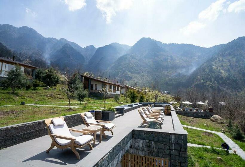 אתר נופש Qayaam Gah