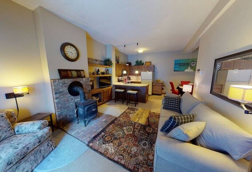 Wintergreen 106   Cozy And Peaceful Condo, Conveniently Located Between Killington And Pittsfield 1