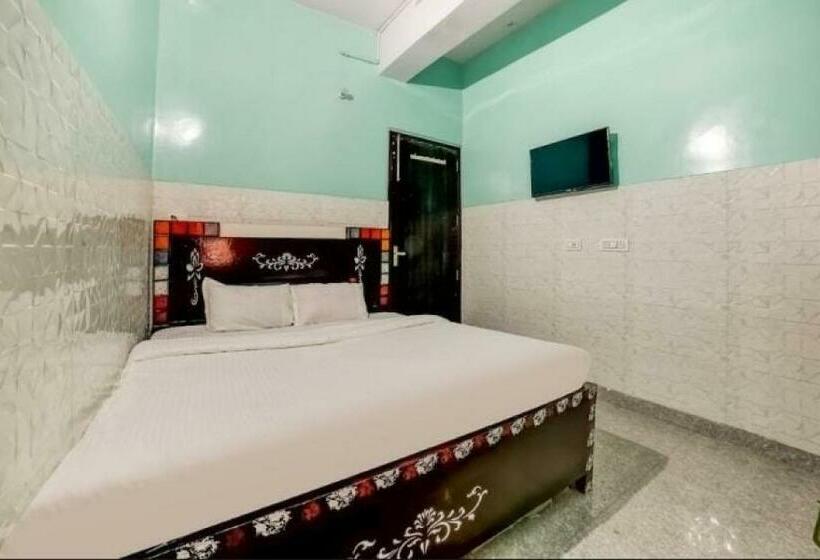 Отель Oyo 86108 Shri Krishna Homestay