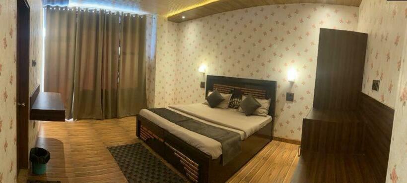호텔 Renuka Ji Pvee Resort