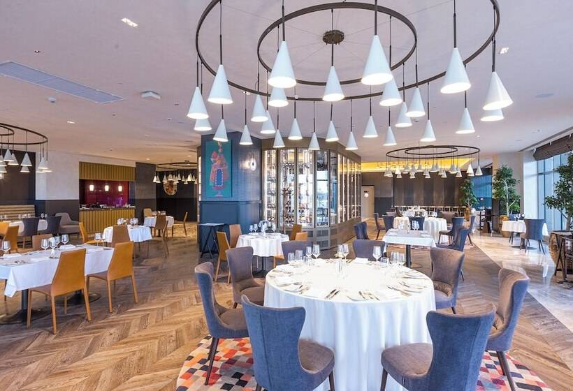בית מלון כפרי Hilton Samarkand Regency