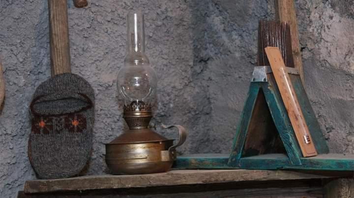 پانسیون Pottery House Sanahin