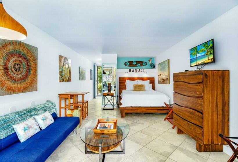Downtown Hawaiian Paradise Condo With Hot Tub, Pool & Beach Kona Islander Inn