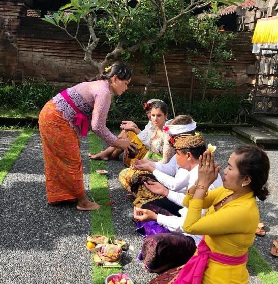 펜션 Arsa Wayan Guest House