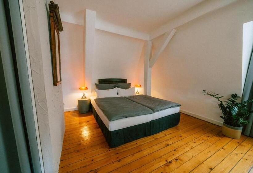 بنسيون Haus Till E