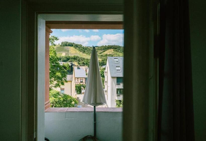 بنسيون Haus Till E