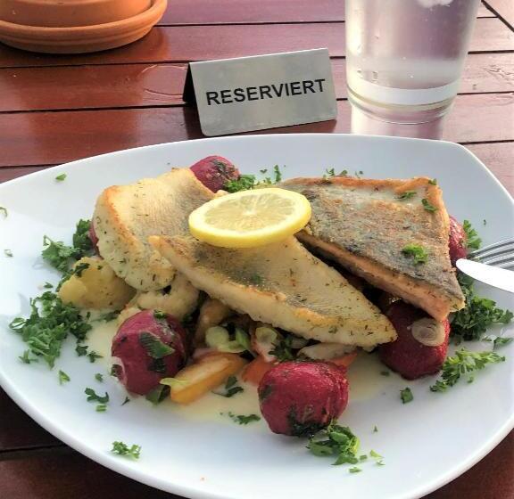 Bed and Breakfast & Restaurant Lenzer Krug
