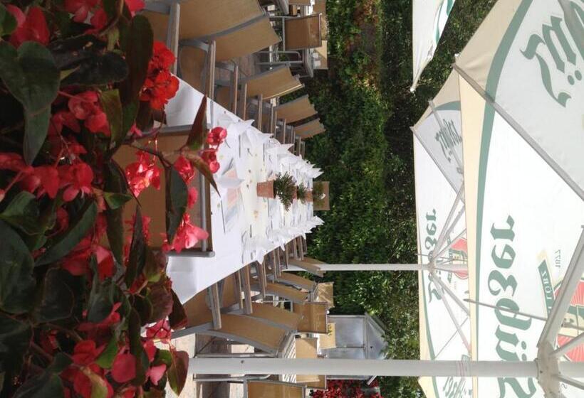 Bed and Breakfast & Restaurant Lenzer Krug