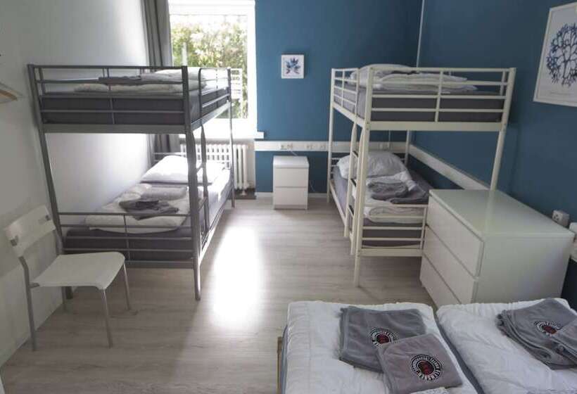 Flensbed Hotel & Hostel