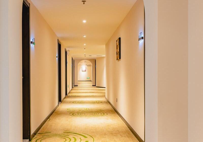 호텔 Greentree Inn Shanghai Xupu Bridge