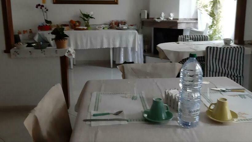 تختخواب و صبحانه Bed& Breakfast G&g