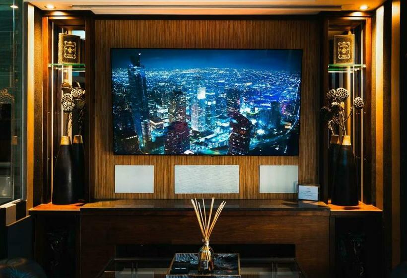 בית מלון כפרי Church Suites By The Cranleigh Boutique