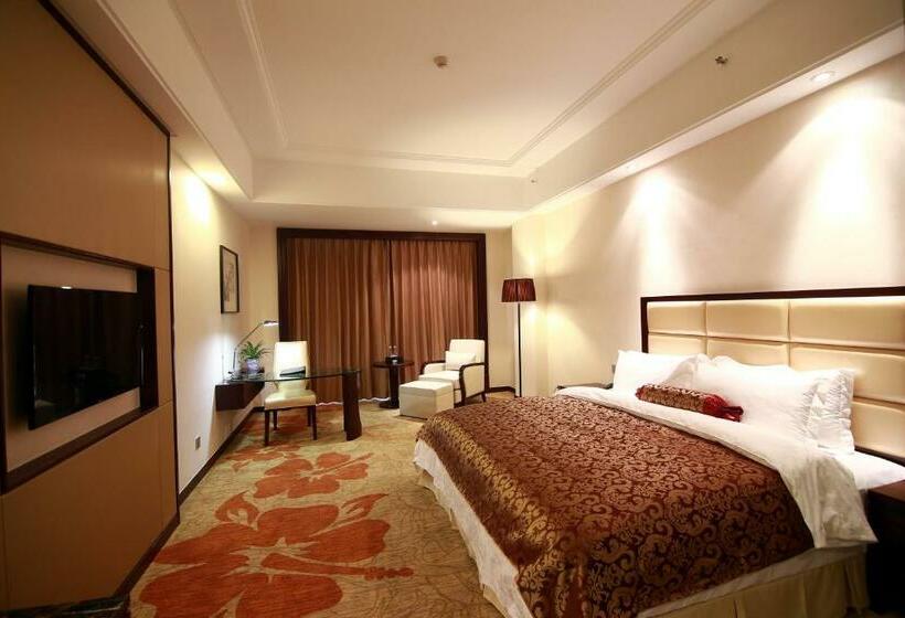Отель Ramada By Wyndham Suzhou Wujiang