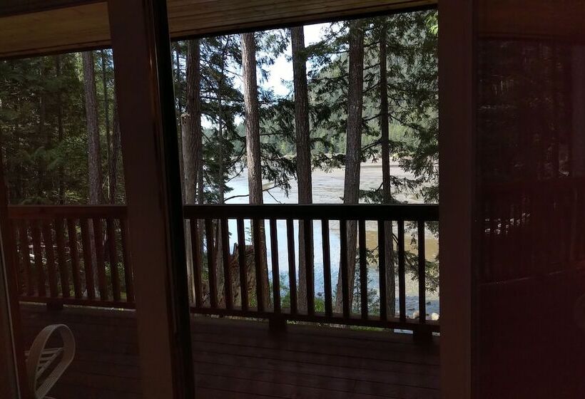 膳宿费 The Cabin At Moon Dance
