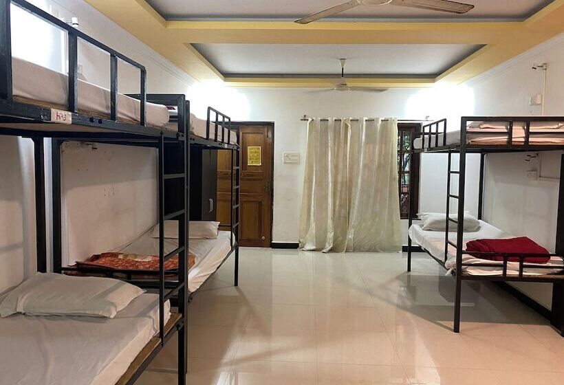 הוסטל Jungle By Sturmfrei Palolem