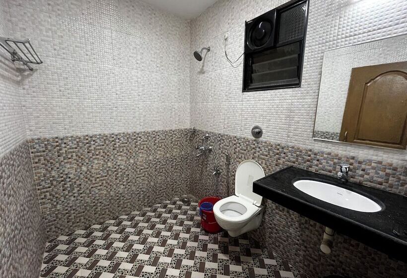 הוסטל Jungle By Sturmfrei Palolem