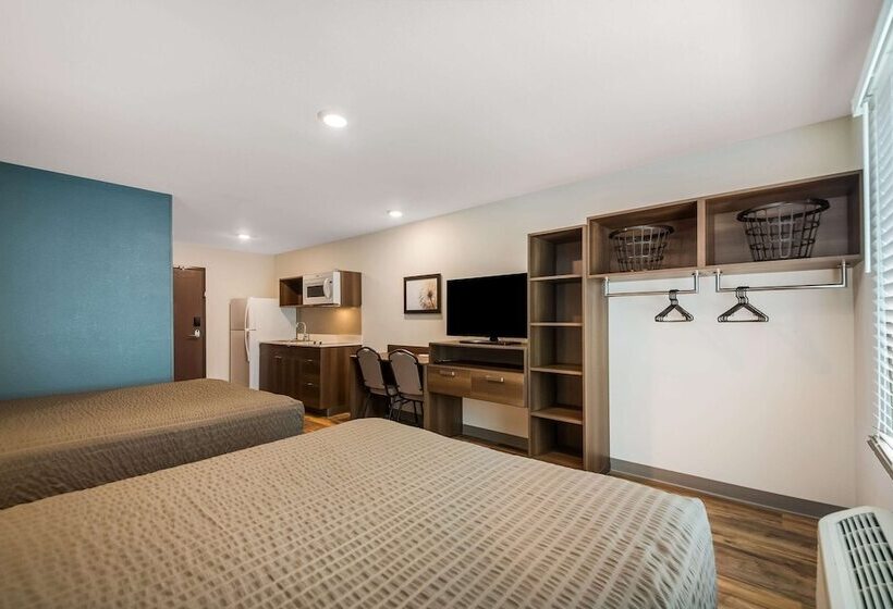 ホテル Woodspring Suites Inverness