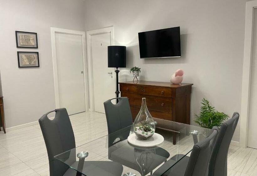 بنسيون Otium Rooms / Camere E Appartamenti