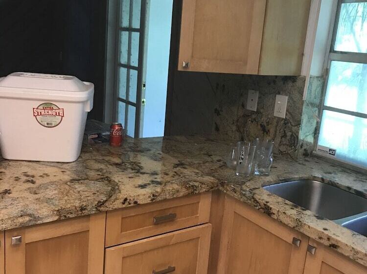 Пансион Cozy Guest House Florida Sunrise