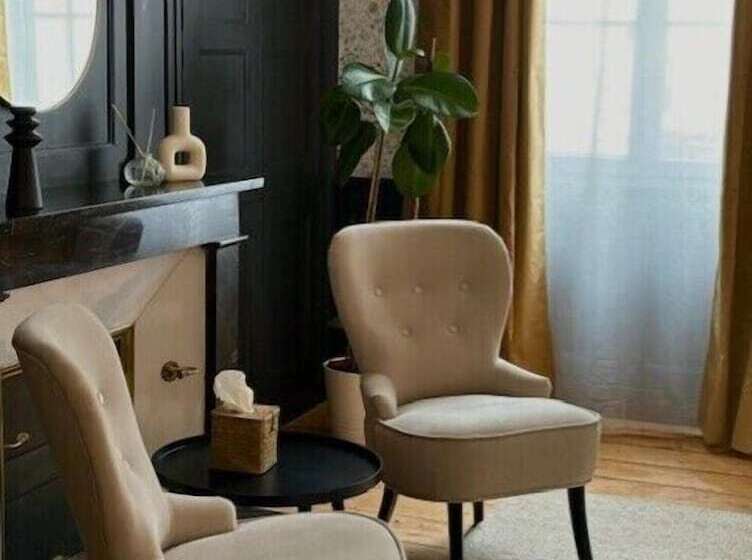مبيت وإفطار La Suite