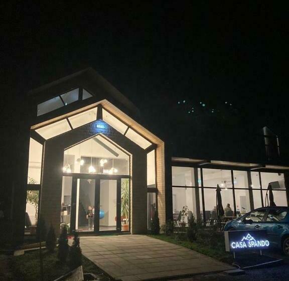 Bed and Breakfast Pensiunea Casa Spando