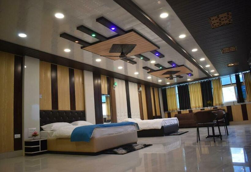 فندق Jai Maa Bhagwati