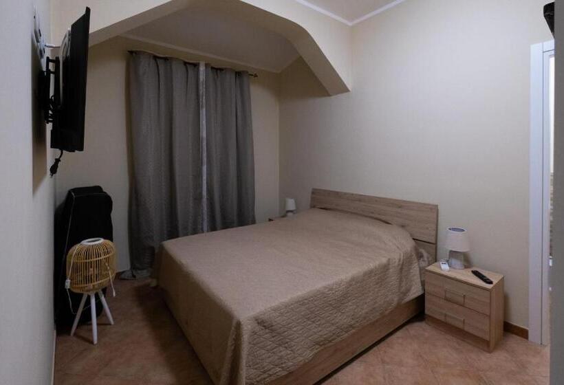 پانسیون Villa Alcmena