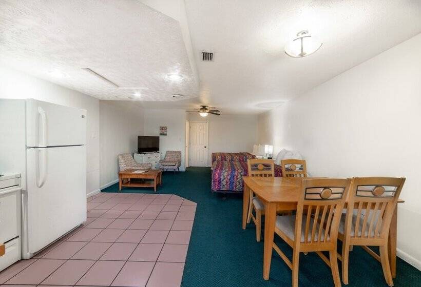 Captain S Table Hotel By Everglades Adventures