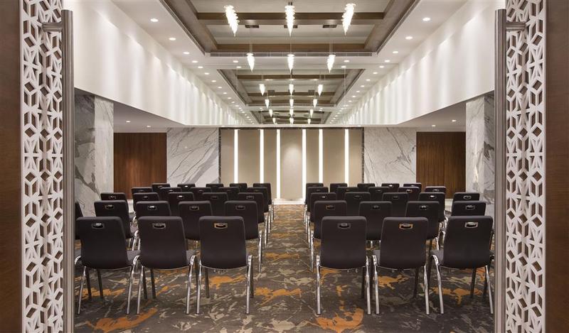 בית מלון כפרי Four Points By Sheraton Bengaluru, Whitefield