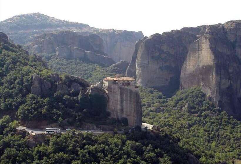 هتل Guesthouse Arsenis