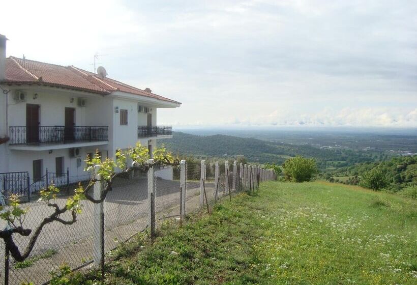 هتل Guesthouse Arsenis