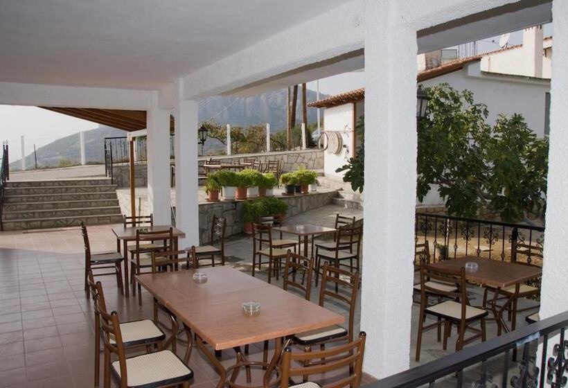 هتل Guesthouse Arsenis