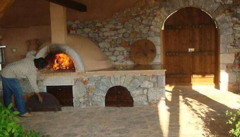 בית מלון כפרי Ktima Karageorgou