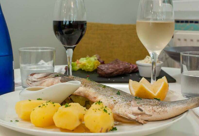 酒店 The Originals Hôtel Le Cise Restaurant Chambres Et Suites