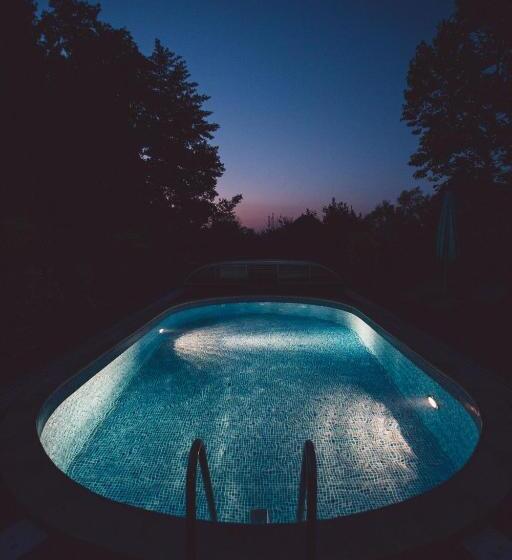 Hullám Villa B&b