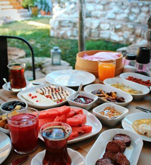 פנסיון Akropolis Guest House