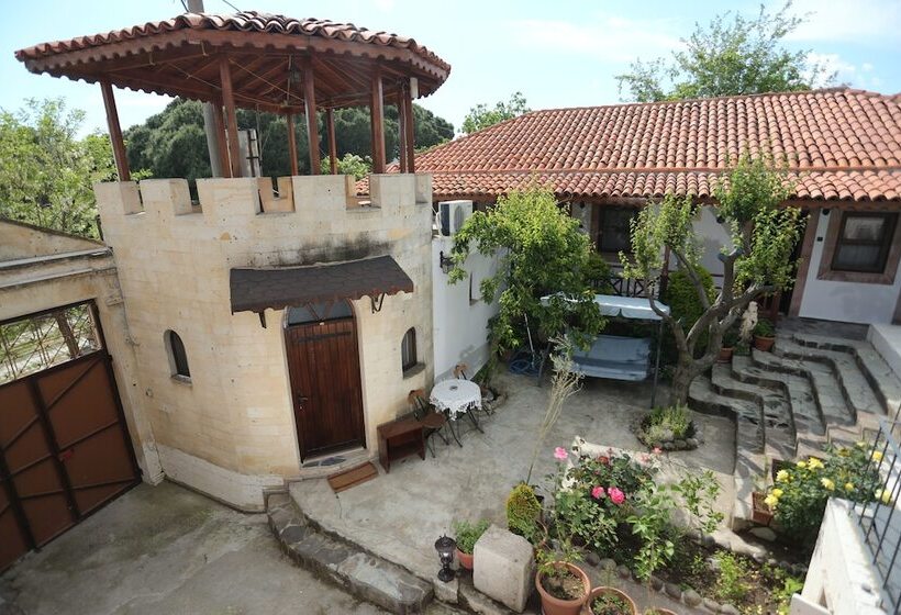 פנסיון Akropolis Guest House