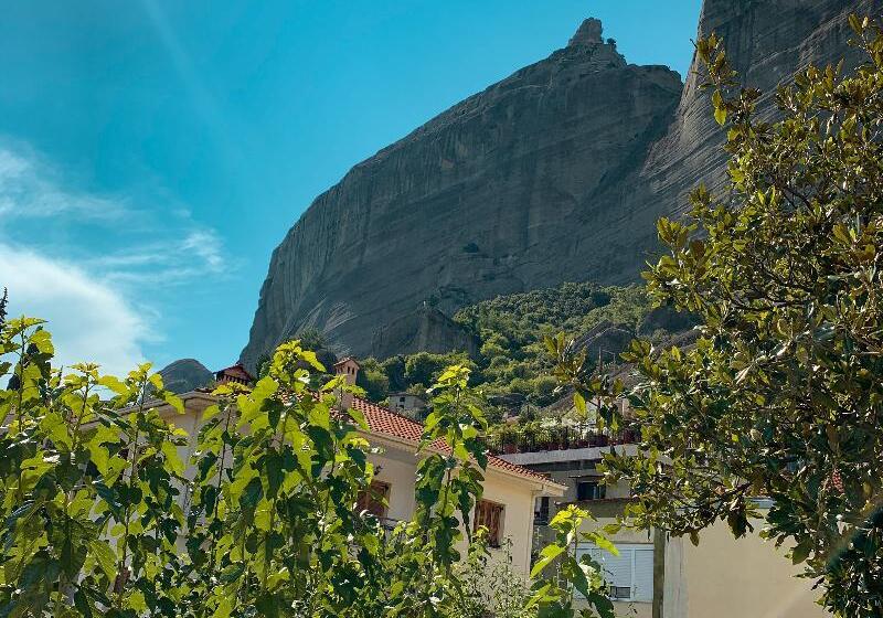 پانسیون Elena Guesthouse