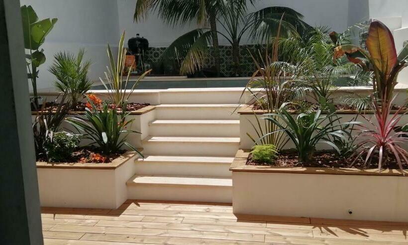 تختخواب و صبحانه Oasis De Bornos