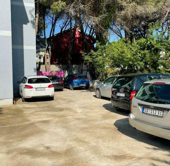 Vila Leo