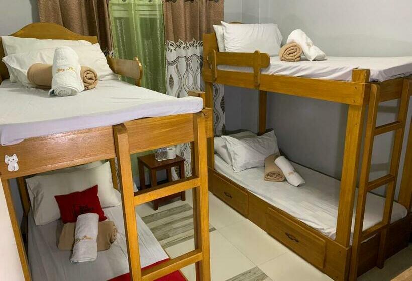 فندق Reddoorz Hostel @ Ritz Place Baguio