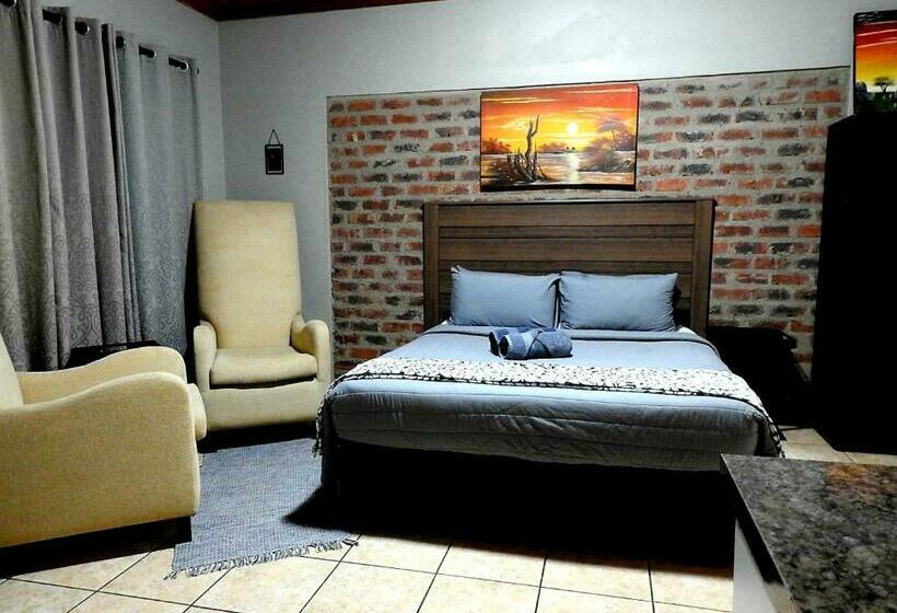 Zuch Accommodation At Pafuri Self Catering Guest Suite