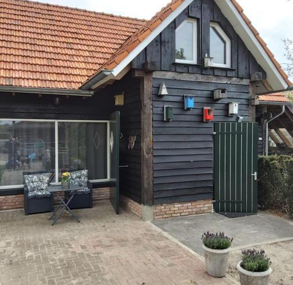 Bed and Breakfast Veldschuur Nijverdal