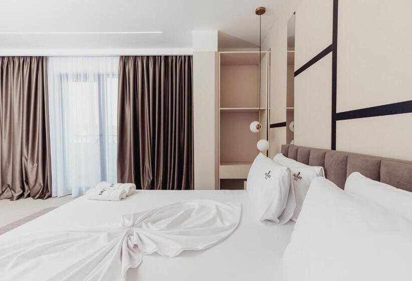 Delight Hotel & Spa