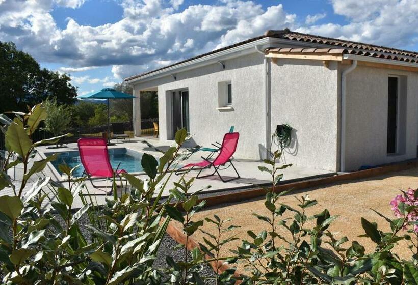 Gîtes Des Clapas Lisa, Villa Piscine Privée
