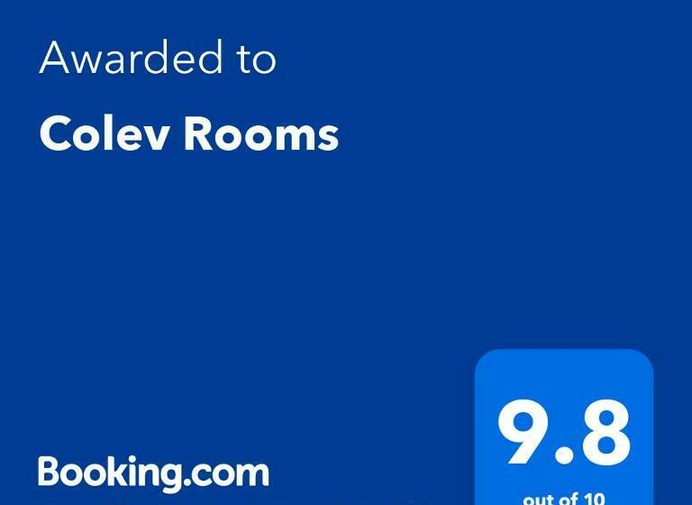 펜션 Colev Rooms