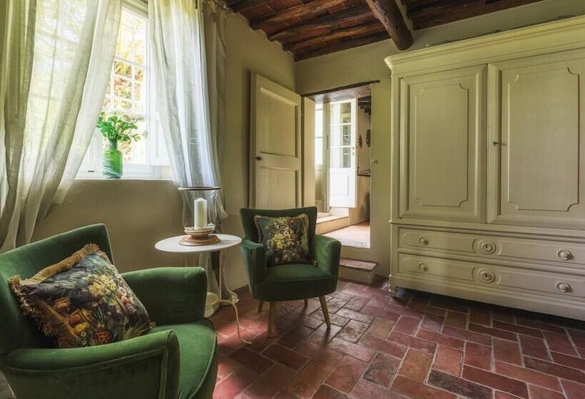 Villa Marraccini 8, Emma Villas