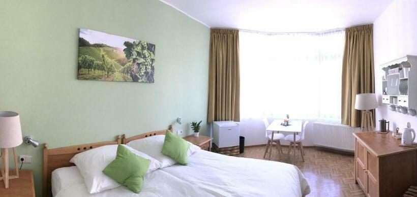 Bed and Breakfast Gästezimmer Klein Und Fein Für Nach Dem Wein