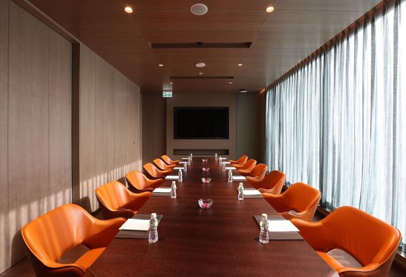 호텔 Fairfield By Marriott Vadodara