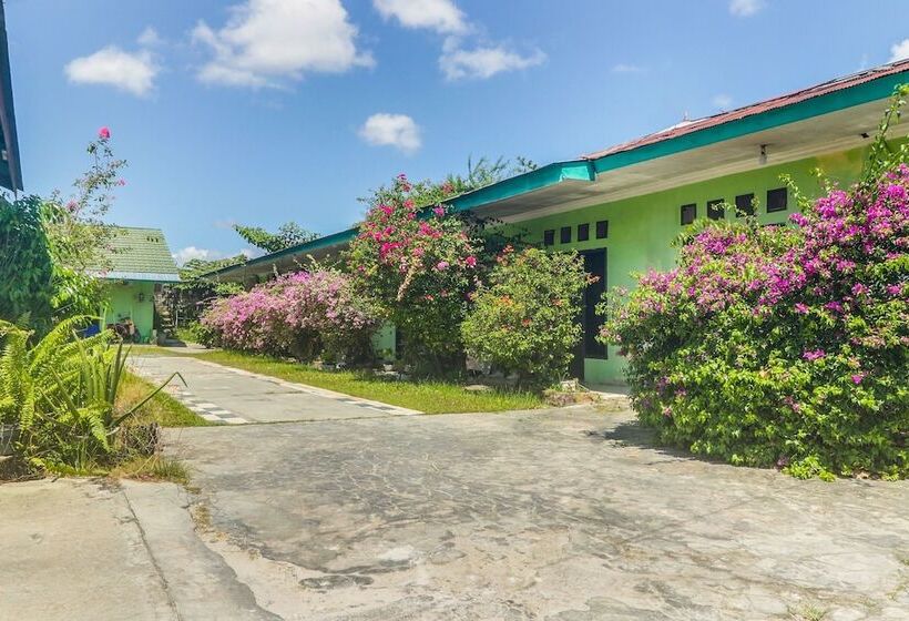 هتل Oyo 91262 Wisma Sido Moro